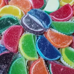 Our Mini Fruit Slices are packed fresh and full of flavor! One of many products are safe to ship year-round without ice.