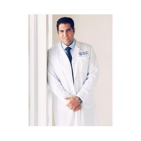 Jonathan Oheb, MD is a Orthopedic Surgeon serving Beverly Hills, CA