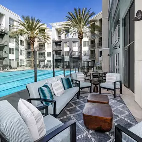 camden main and jamboree apartments irvine ca outdoor lounge with fireplace