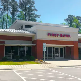 Bild von First Bank - Greenville, NC