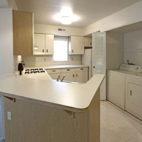 Kitchen with Breakfast Bar