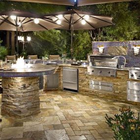 Valley Hot Spring Spas in Murrieta, CA can help your outdoor kitchen and backyard entertainment area look great with our top-quality outdoor products.