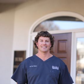Dr. Ford Gatgens graduated from the University of Tennessee School of Dentistry in 2006 and completed an Advanced Education in General Dentistry (AEGD) residency at the University of Tennessee, which focused on comprehensive dentistry and implant placement and restoration.