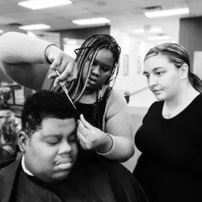 Bild von Empire Beauty School