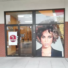 Bild von Empire Beauty School