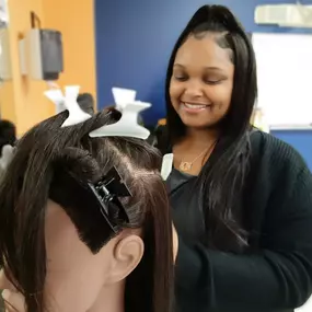 Bild von Empire Beauty School