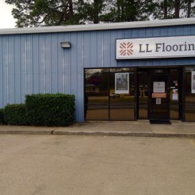 LL Flooring #1216 Tyler | 3216 West Gentry Parkway | Storefront