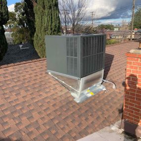 Rooftop Gas HVAC Install - Sacramento, CA