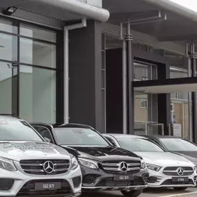 Front of the Mercedes-Benz Huddersfield dealership