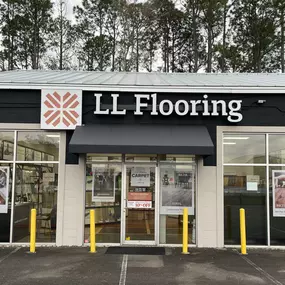 LL Flooring #1037 Jacksonville | 624 Beautyrest Avenue | Storefront