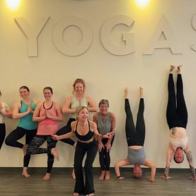 Bild von YogaSix St Charles