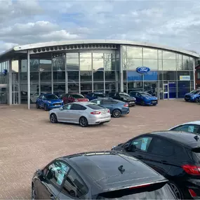 Evans Halshaw Ford Bury