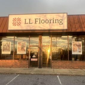 LL Flooring #1315 Waldorf | 2260 Crain Highway | Storefront