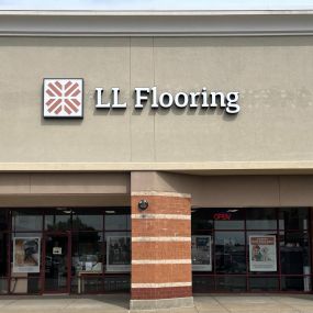 LL Flooring #1319 Cincinnati | 454 Ohio Pike | Storefront