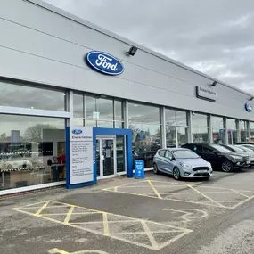 Entrance to the Ford Cardiff dealership