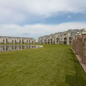 Hunters Pond Apartment Homes Outside