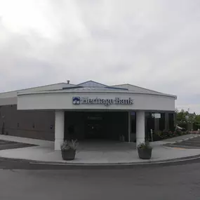 Mukilteo Banking Center