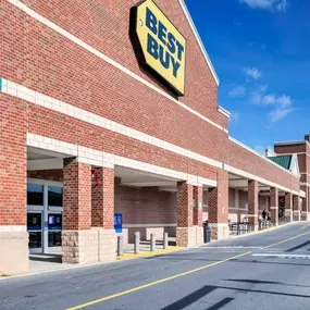 Best Buy close to Camden College Park