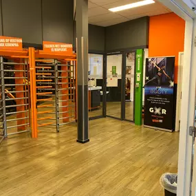 Basic-Fit Delft Leeuwenstein 24/7 - balie