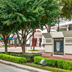 Shopping and Dining Near Sugar Land Town Square