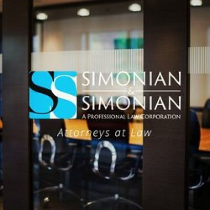 Logo von Simonian & Simonian, PLC