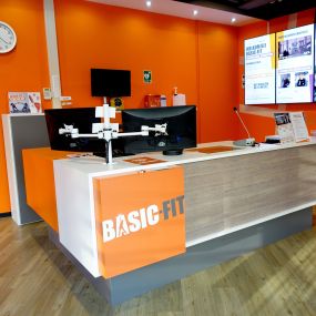 Balie Basic-Fit Scheveningen