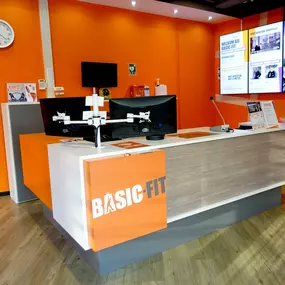 Balie Basic-Fit Scheveningen