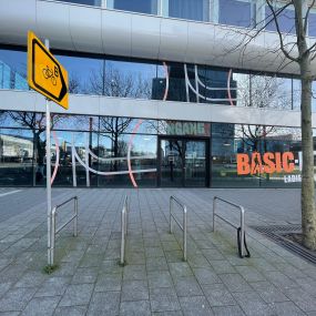 Basic-Fit Amsterdam Europaboulevard Ladies - ingang