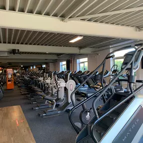 Basic-Fit Kerkrade Spekhofstraat 24/7 - cardio