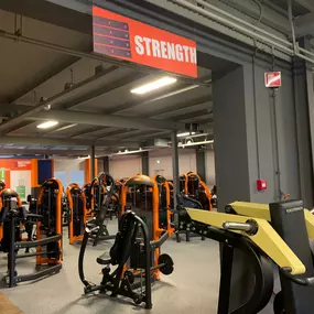 Basic-Fit Kerkrade Spekhofstraat 24/7 -strength zone