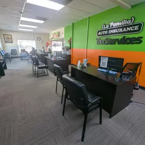 Bild von La Familia Auto Insurance