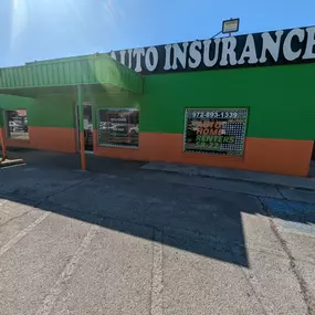 Bild von La Familia Auto Insurance