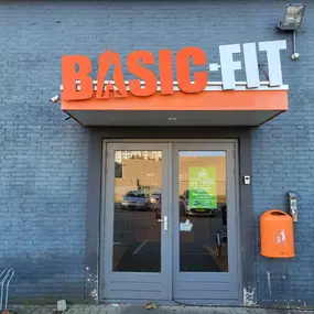 Basic-Fit Tilburg Ringbaan-Noord 24/7 - entree