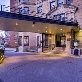 Bild von The Deco North Lake Shore Apartments