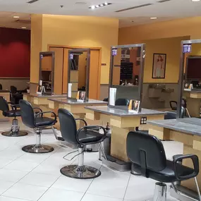 Bild von Empire Beauty School