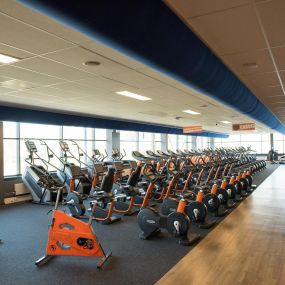 Basic-Fit Nuenen Duivendijk 24/7 - cardio