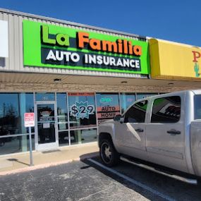 Bild von La Familia Auto Insurance & Tax Services