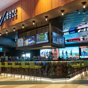 Sky Bar & Grill