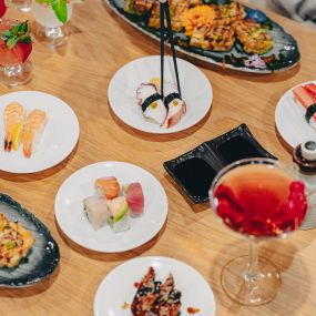 Bild von Mikami Bar & Revolving Sushi, Convoy San Diego