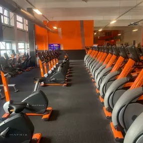 Basic-Fit Amsterdam Distelweg 24/7 - cardio