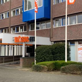 Basic-Fit Amsterdam Baarsjesweg 24/7 - ingang