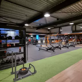 Basic-Fit Waalwijk Eerste Zeine 24/7 - functional zone