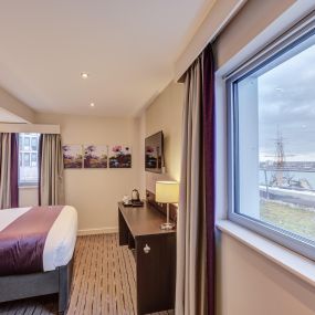 Bild von Premier Inn Portsmouth Dockyard hotel