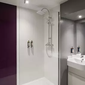 Premier Plus bathroom