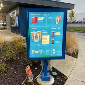 Dutch Bros OR1206 Salem Broadway St