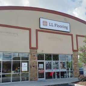 LL Flooring #1211 Kingsport | 2637 East Stone Drive | Storefront