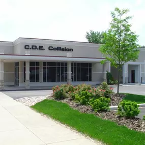 Bild von CDE Collision Center-Hammond