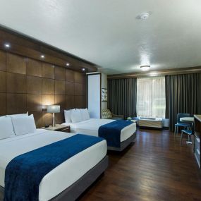 Oxford Suites Spokane Guestrooms