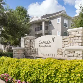 Monument Sign of Camden Spring Creek Apartments in Spring, Texas.