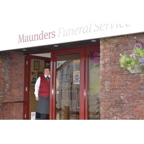 Maunders Funeral Service